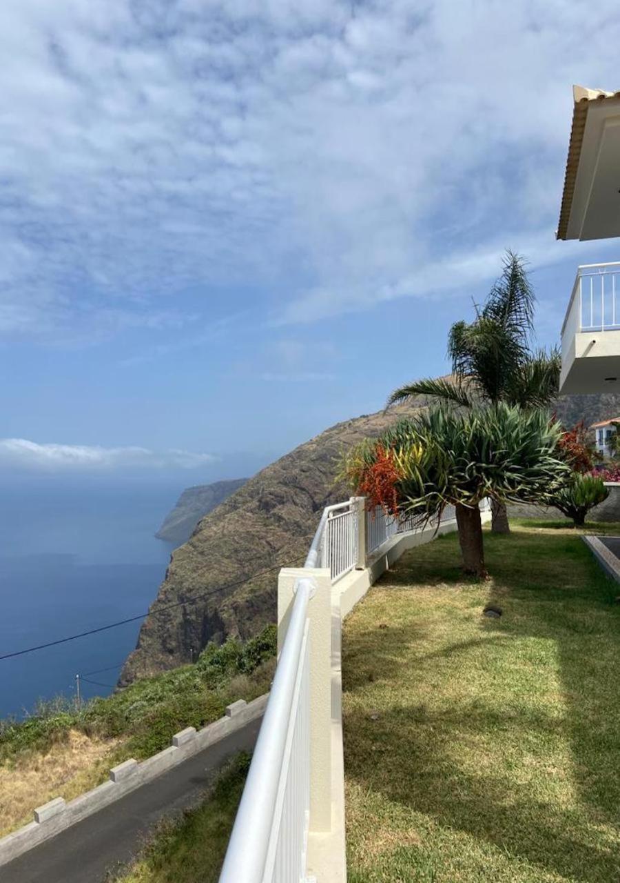 The Best Sea View In Madeira - Casa Farol ファハ・ダ・オヴェルハ エクステリア 写真